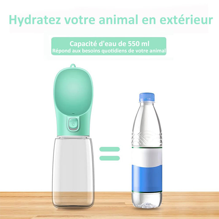 Bouteille d'eau Portable pour Chien,550ml Bouteille d'eau de Voyage antibactérienne de qualité Alimentaire pour Chien et Chat, Eau Potable pour Animal de Compagnie en Plein Air